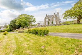 Ael Y Bryn Country House
